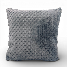 Carica l'immagine nel visualizzatore di Gallery, HESTA ATELIER Copricuscino COZY FUR – Tessuto Strutturato e Morbido – Soft Touch - Design Moderno – Made in Italy – Senza Imbottitura