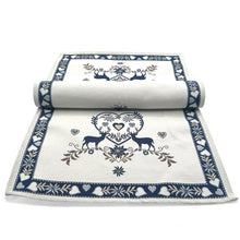 Laden Sie das Bild in den Galerie-Viewer, Tischläufer Runner Tischset MONTE CERVO BLAU, uni, Gobelin Jacquard
