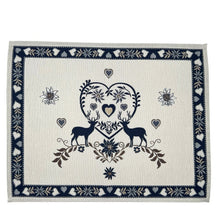 Laden Sie das Bild in den Galerie-Viewer, Tischläufer Runner Tischset MONTE CERVO BLAU, uni, Gobelin Jacquard

