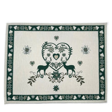 Laden Sie das Bild in den Galerie-Viewer, Tischläufer Runner Tischset MONTE CERVO GRÜN, uni, Gobelin Jacquard
