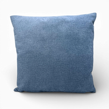 Laden Sie das Bild in den Galerie-Viewer, HESTA ATELIER Kissenbezug aus weichem Chenille – Weicher und formstabiler Stoff – Angenehm weich – Modernes Design – Hergestellt in Italien – Ohne Füllung
