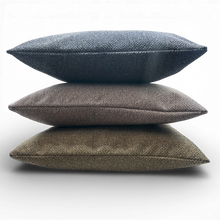 Carica l'immagine nel visualizzatore di Gallery, HESTA ATELIER Copricuscino SOFT WOOL   – Tessuto Strutturato e Morbido – Soft Touch - Design Moderno – Made in Italy – Senza Imbottitura
